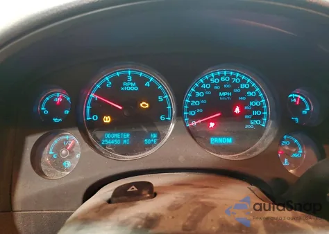 2011 Chevrolet Silverado K1500 Ltz z USA, uszkodzony, nr VIN 1GCPKTE38BF240328